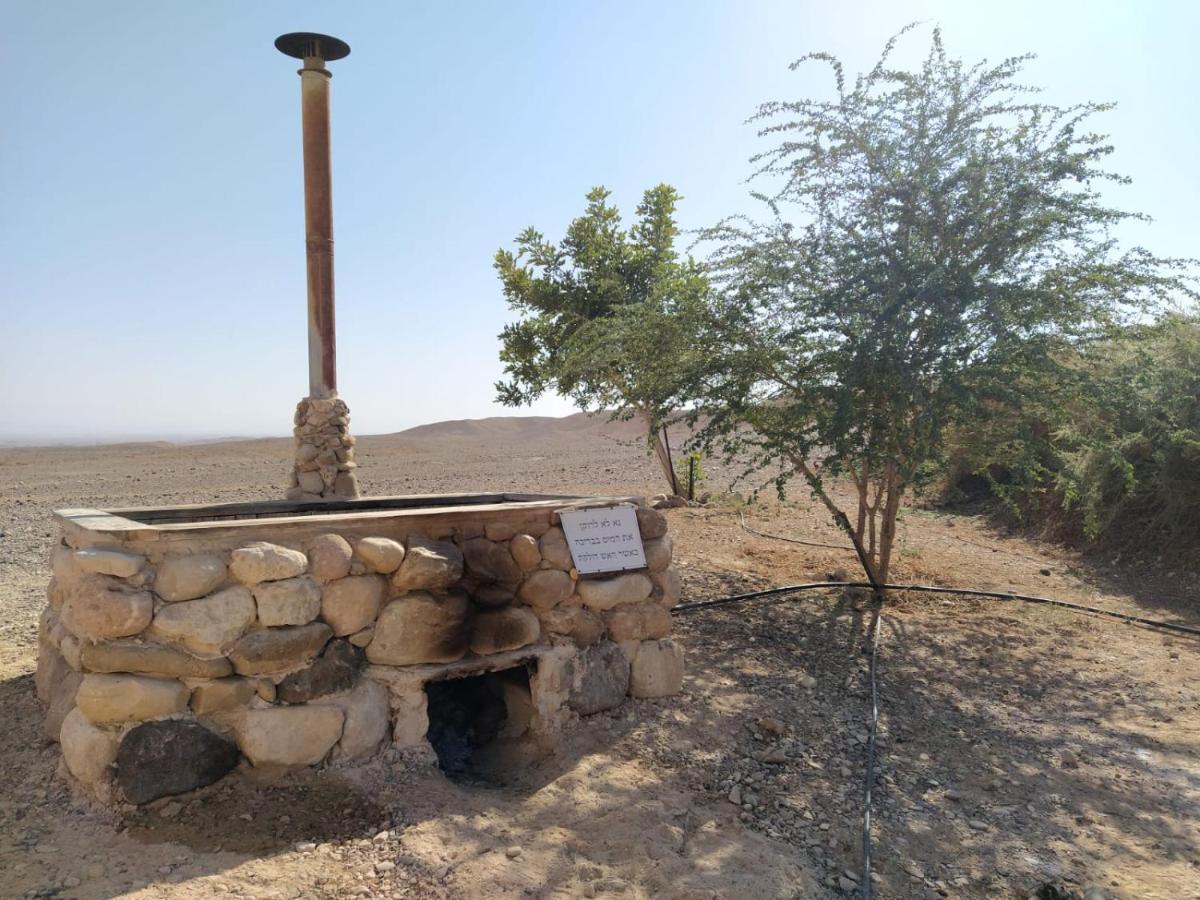 Desert Days Mud Cabin'S Resort Tzukim Exterior foto
