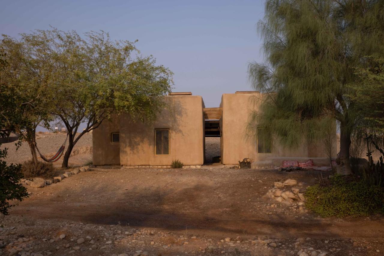 Desert Days Mud Cabin'S Resort Tzukim Exterior foto